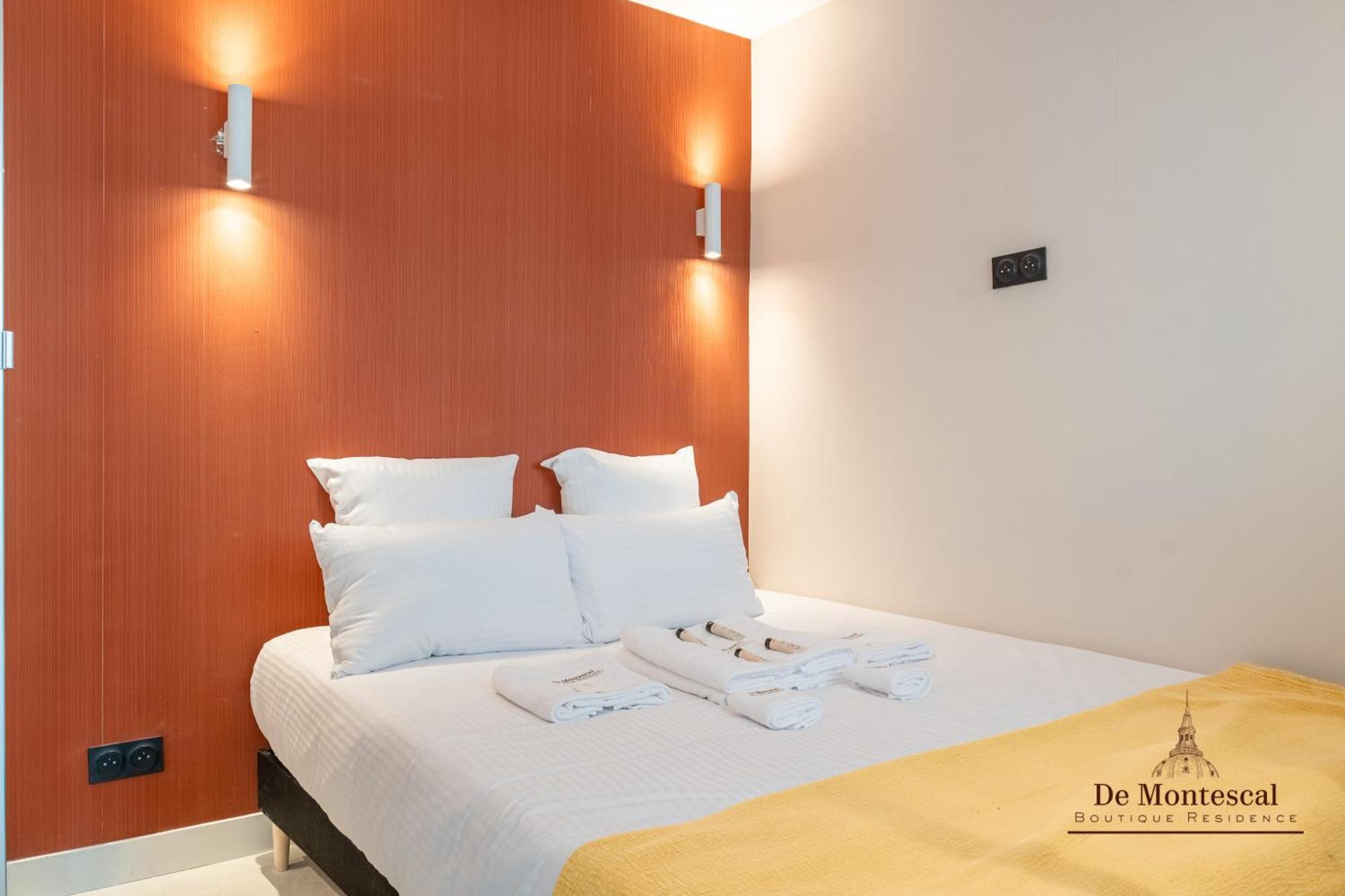 De Montescal - Hot Tub And Ac Cosy Apartment A Prime Location 40M2 Париж Экстерьер фото