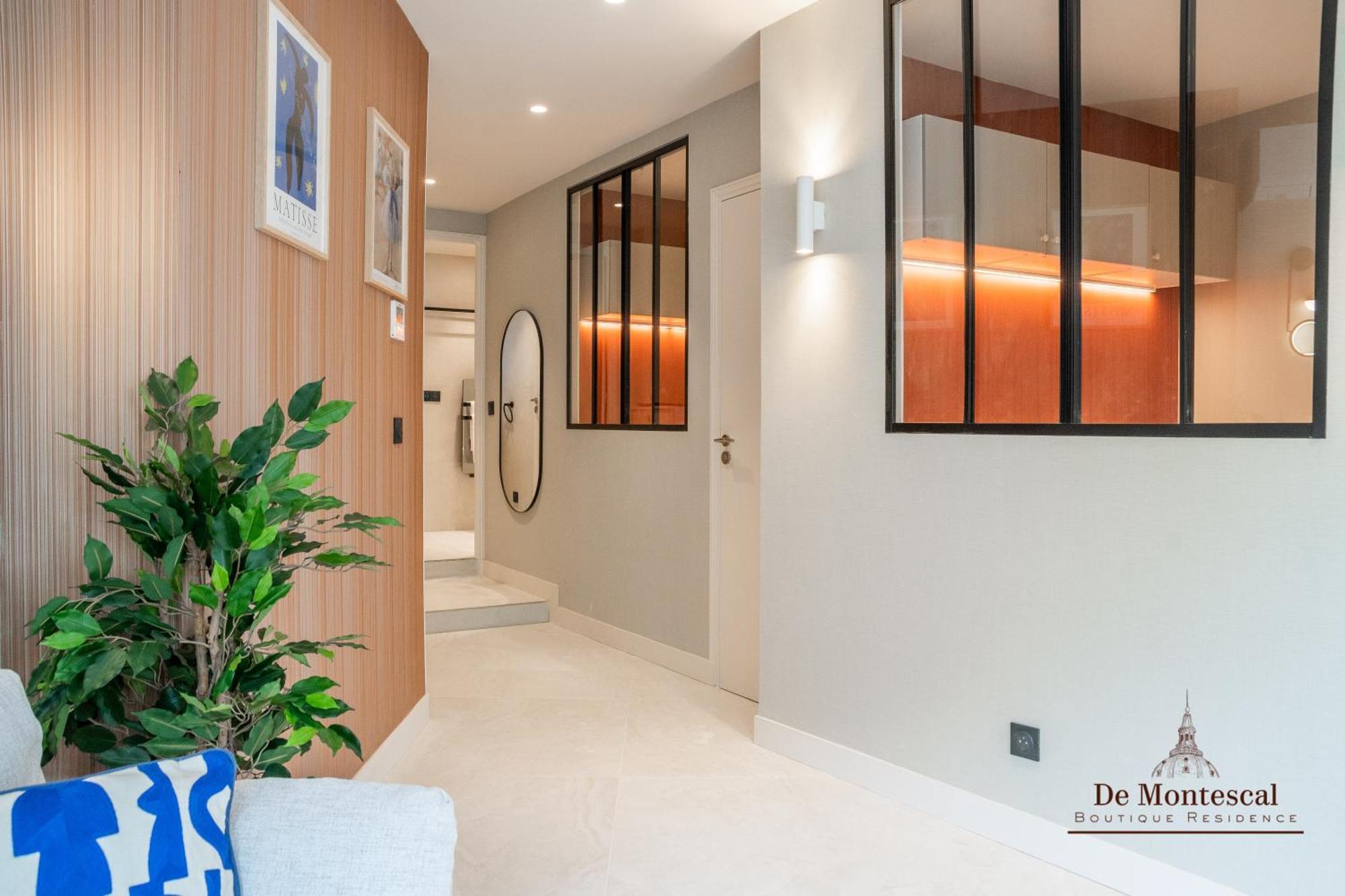 De Montescal - Hot Tub And Ac Cosy Apartment A Prime Location 40M2 Париж Экстерьер фото